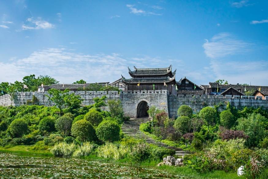开云体育，暑假去贵州旅游3日游自由行攻略专为自由行设计的旅行